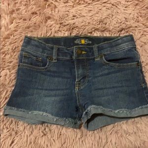 Lucky Brand grayed cut off stretch jean shorts
